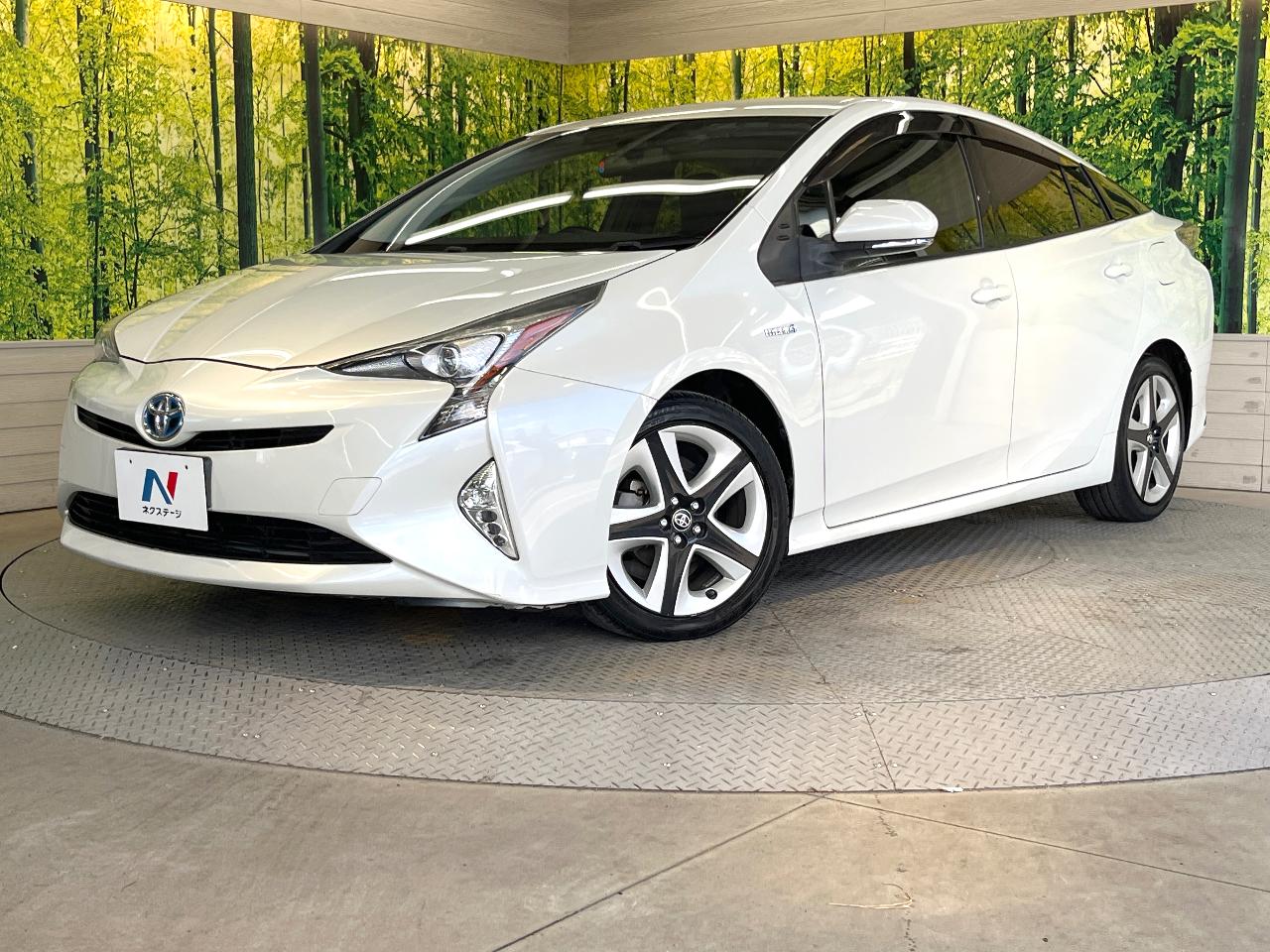 2015 Toyota Prius S Touring Selection