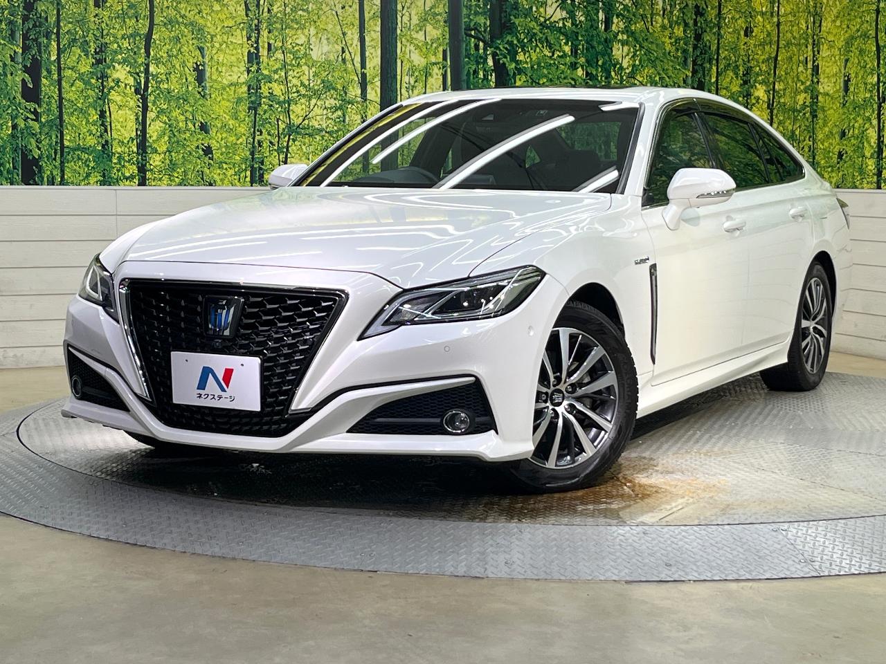 2018 Toyota Crown Hybrid S C Package