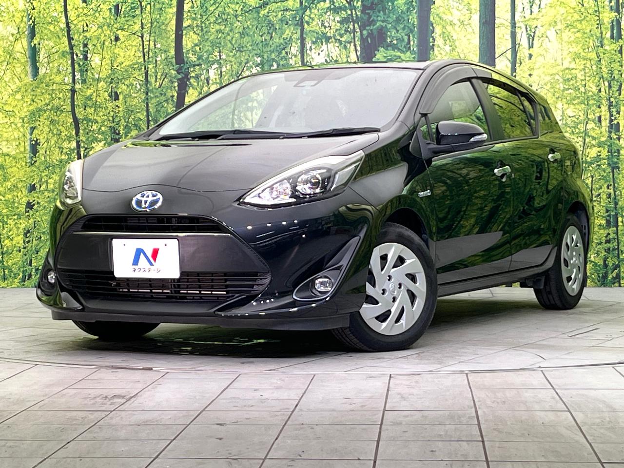 2018 Toyota Aqua S Style Black
