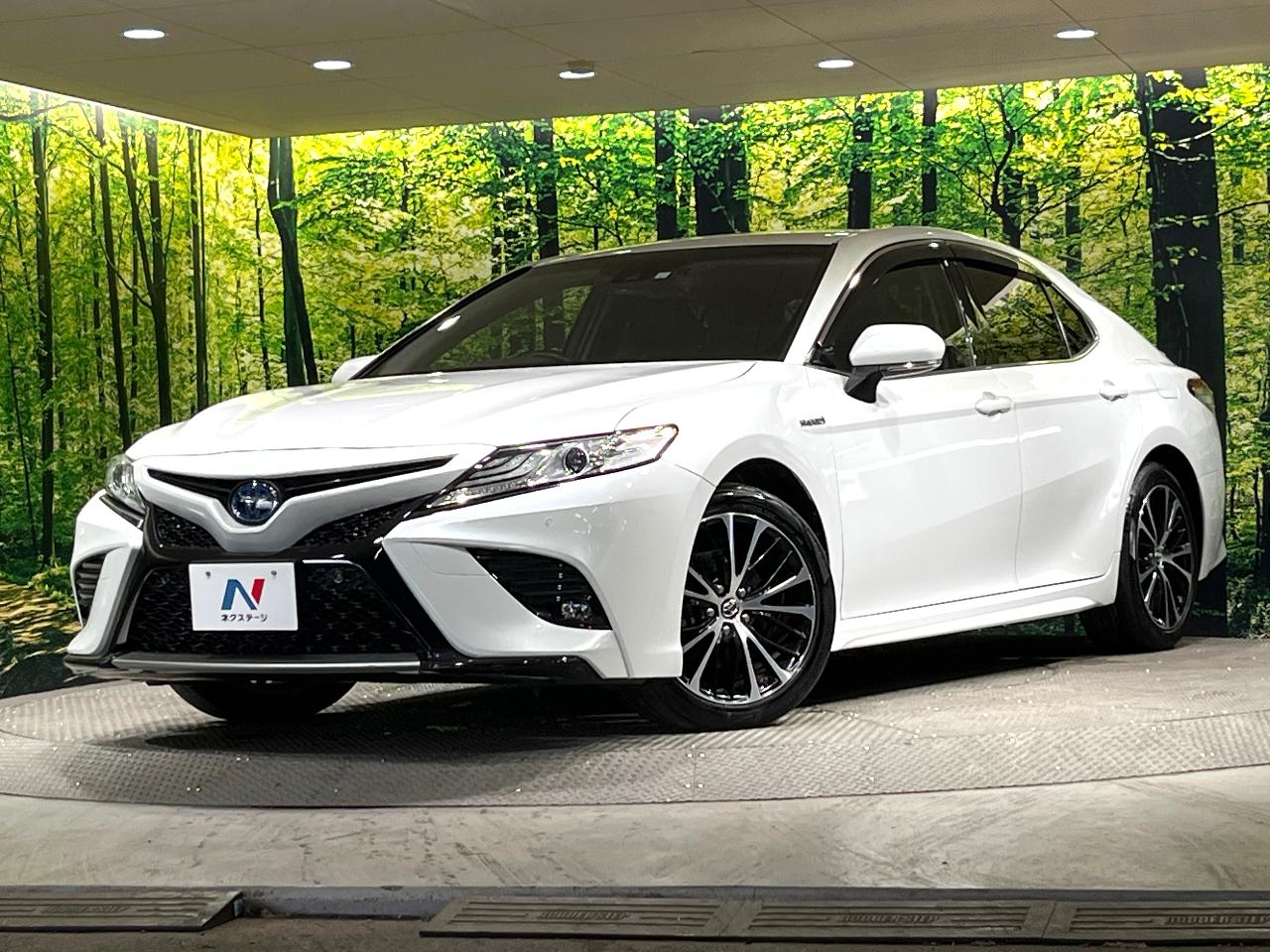2019 Toyota Camry Sedan WS Leather Package