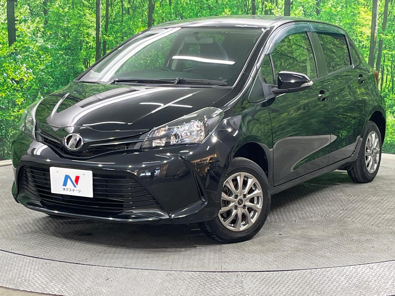 2015 Toyota ヴィッツ F