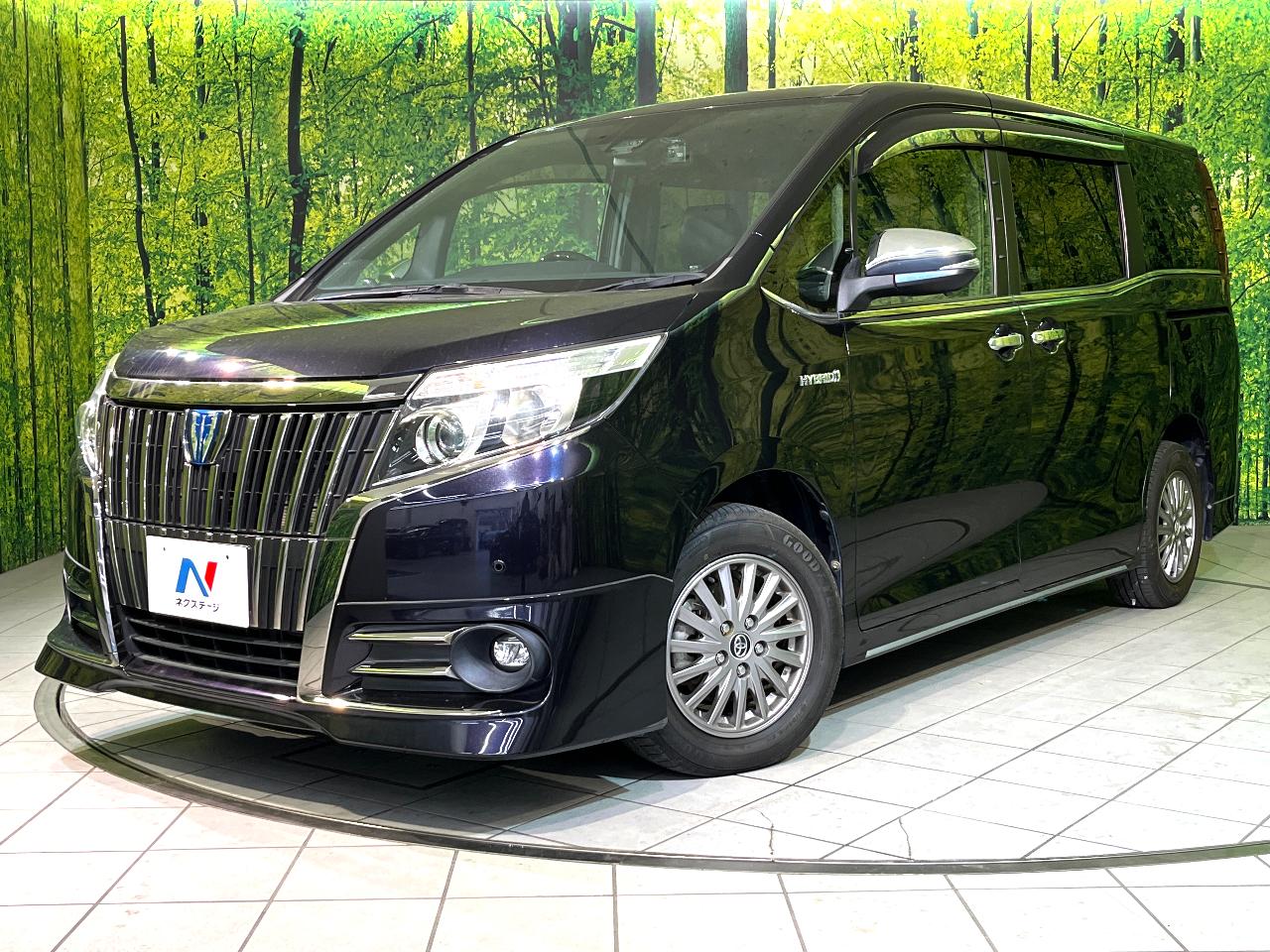 2016 Toyota Esquire Hybrid Hybrid Gi Black Tailored