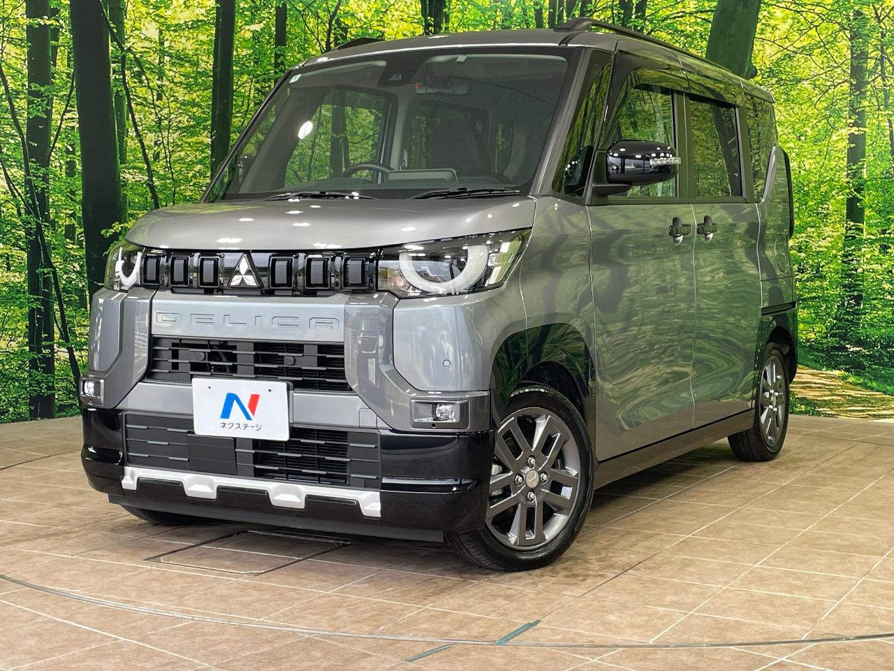 2024 Mitsubishi Delica Mini G Premium
