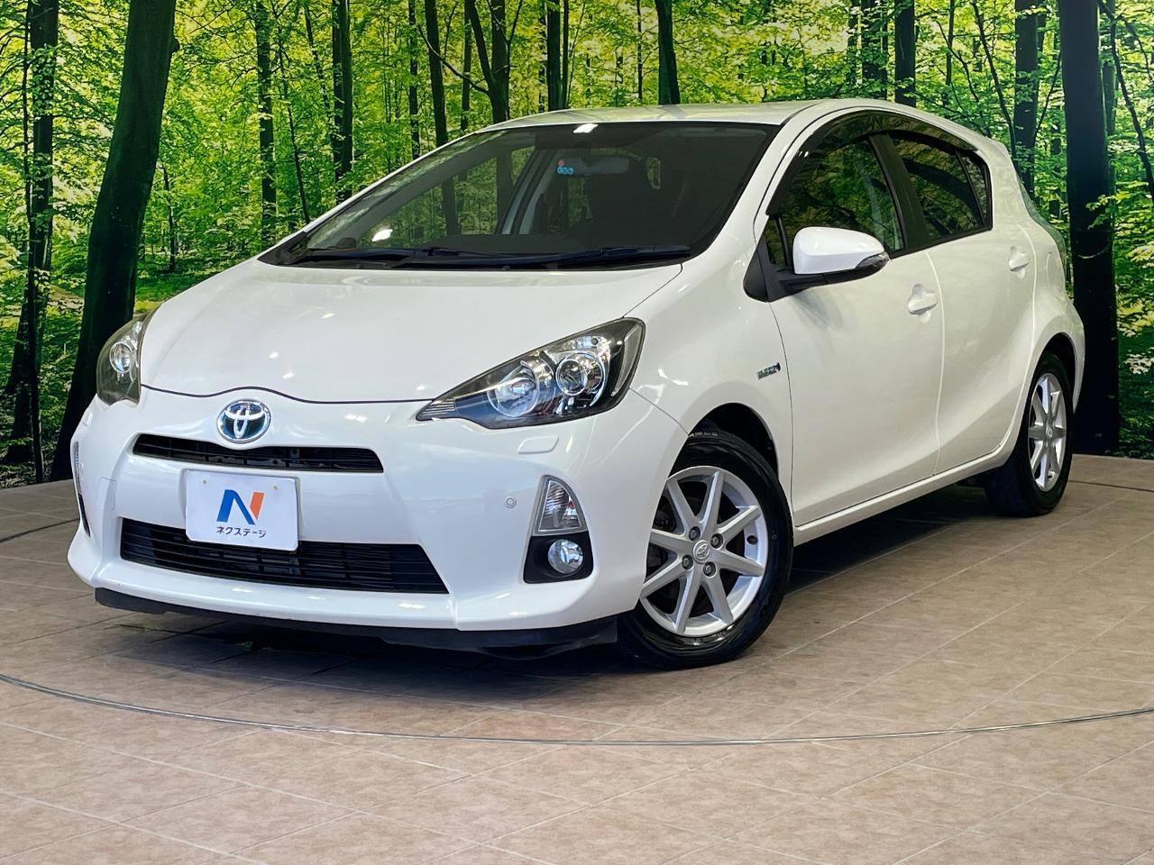 2013 Toyota Aqua S