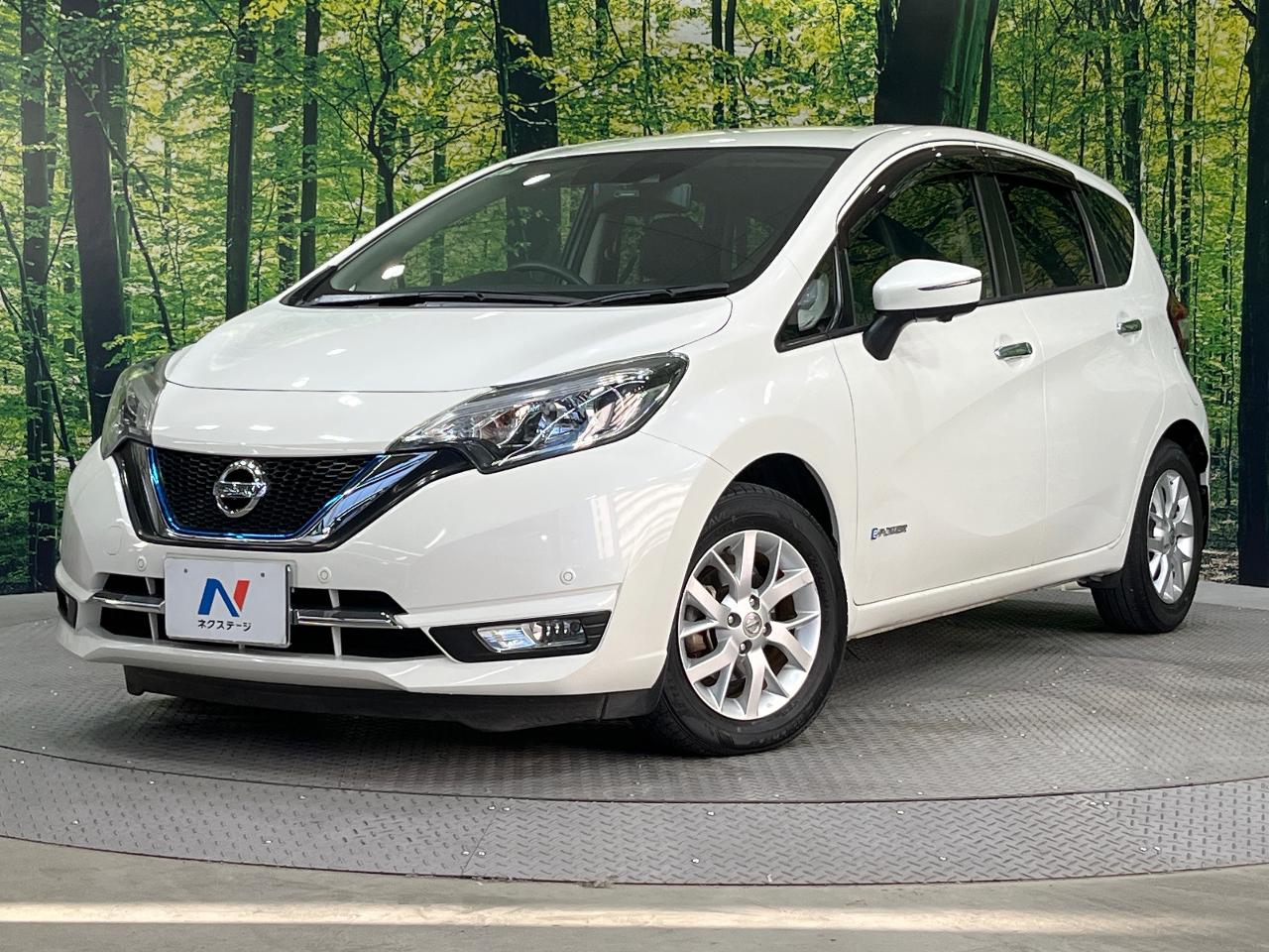 2017 Nissan Note e-POWER e-POWER Medalist