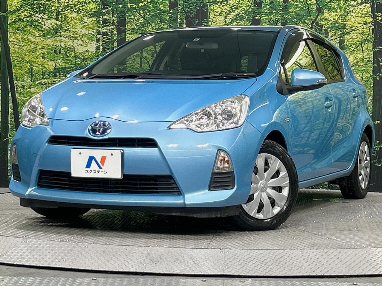 2013 Toyota Aqua S