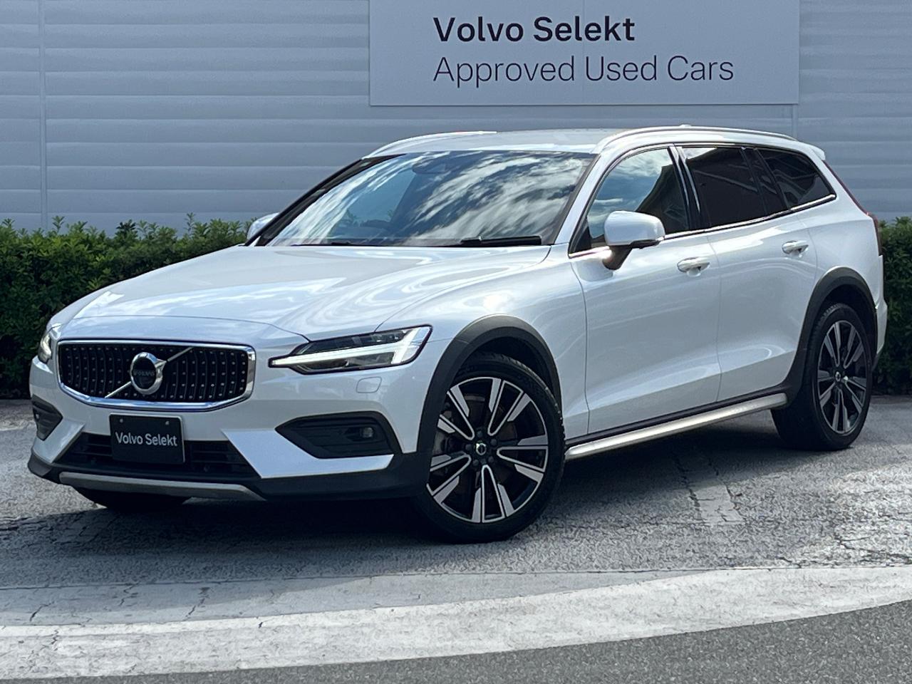 2021 Volvo VOLVOV60CrossCountry Cross Country B5 AWD Pro