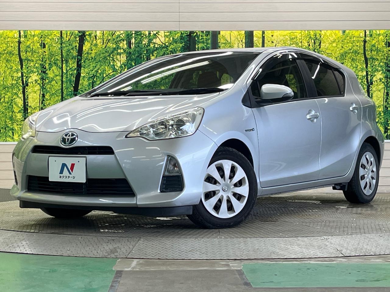 2013 Toyota Aqua S