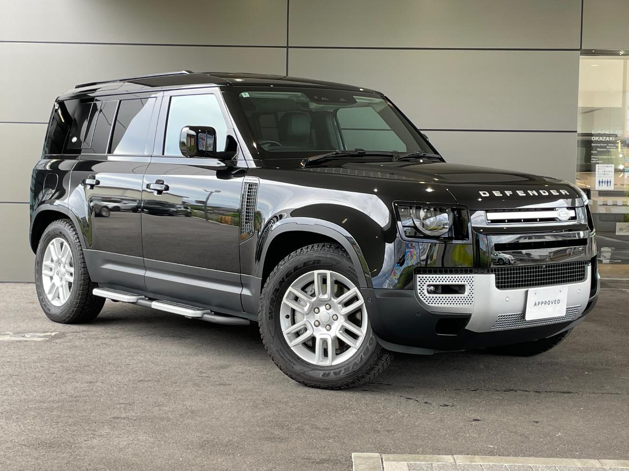 2022 Land Rover Defender5D 110S D300 Air Suspension Equipped