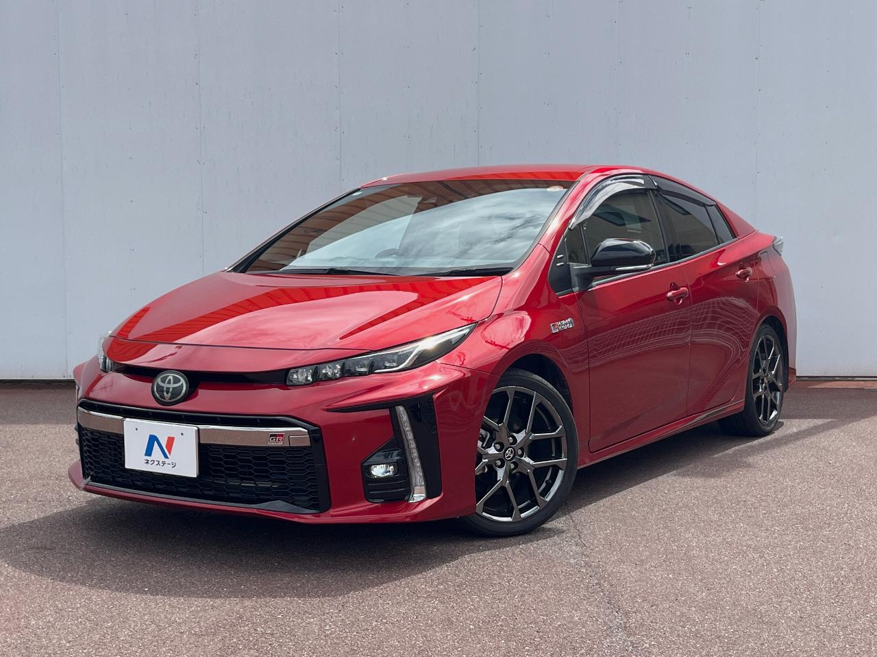 2018 Toyota Prius PHEV S Navi Package GR Sport
