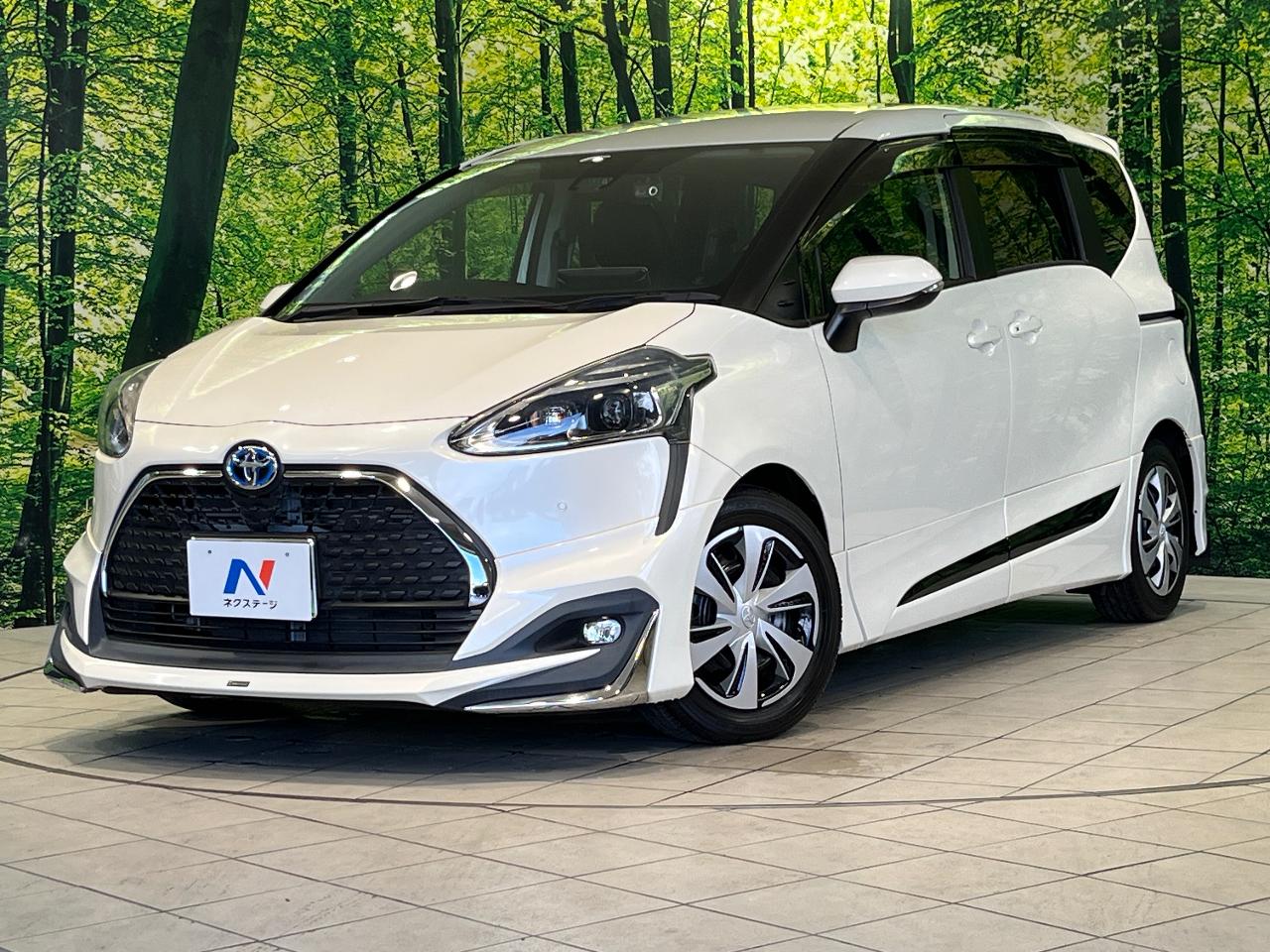 2020 Toyota Sienta Hybrid Hybrid Funbase G Cuero