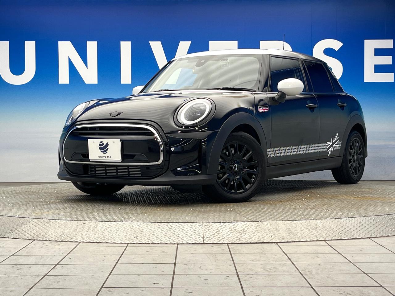 2023 MINI 5HB Cooper D Classic Trim