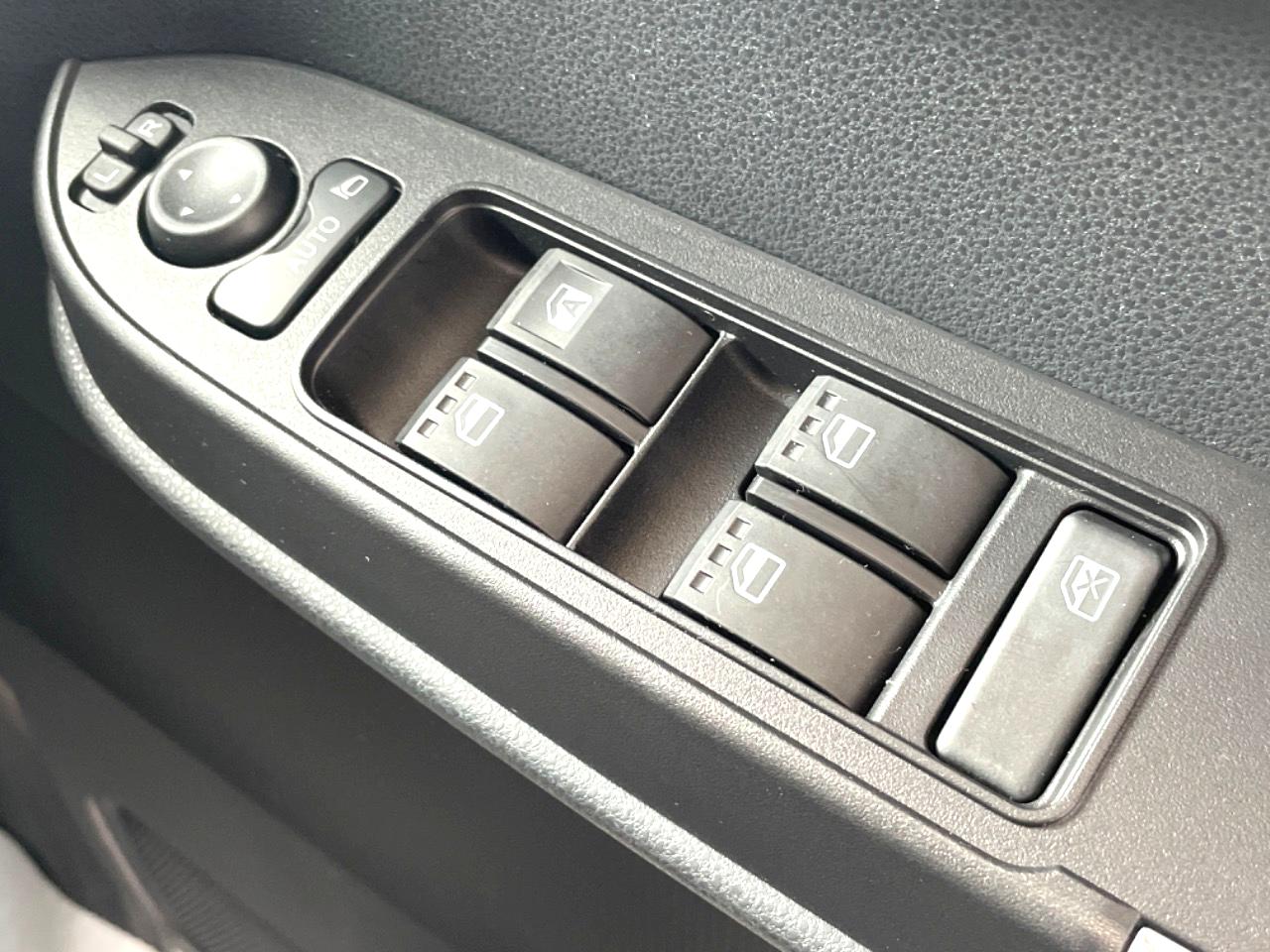 2025 Daihatsu Tanto Custom Custom X eco IDLE non-equipped vehicle