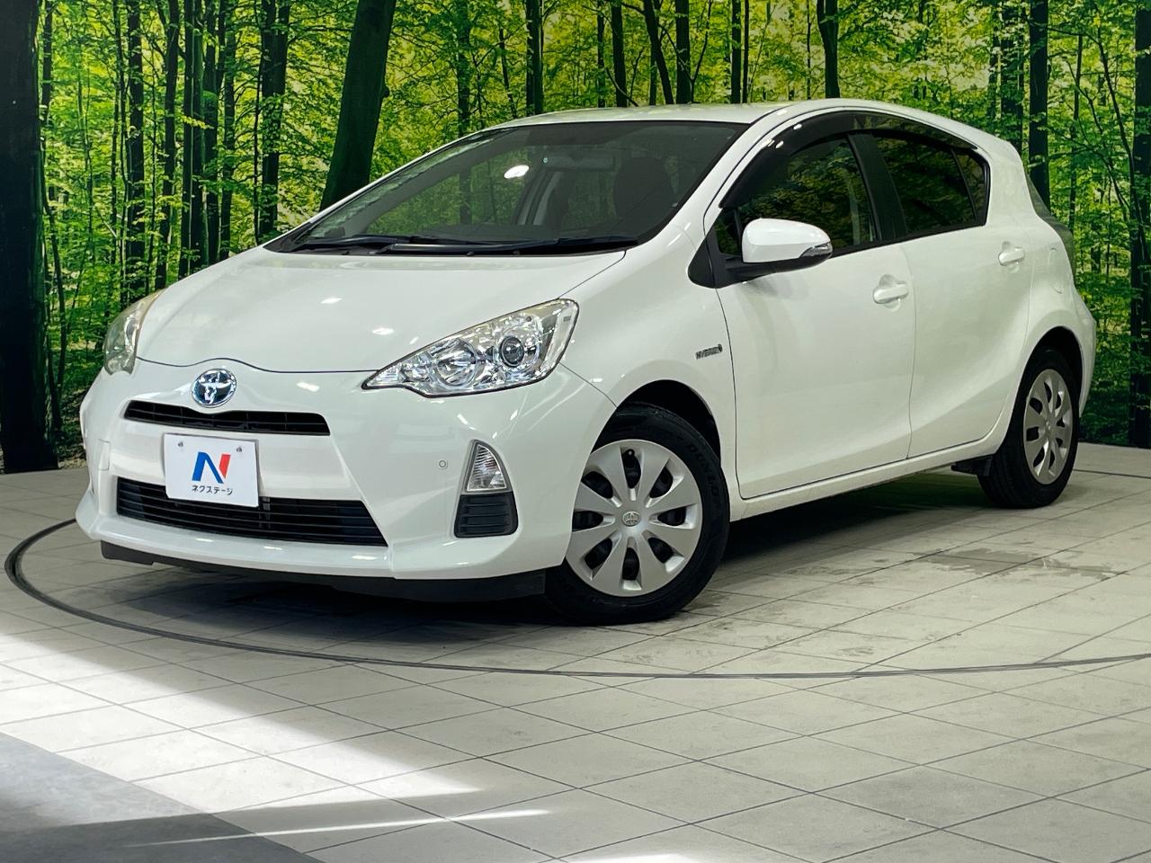 2014 Toyota Aqua G