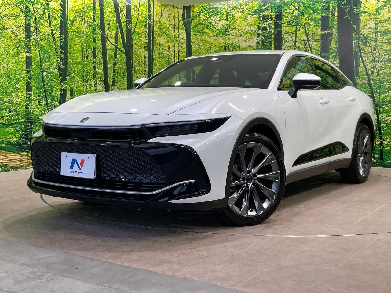 2023 Toyota Crown Crossover G Advanced Leather Package