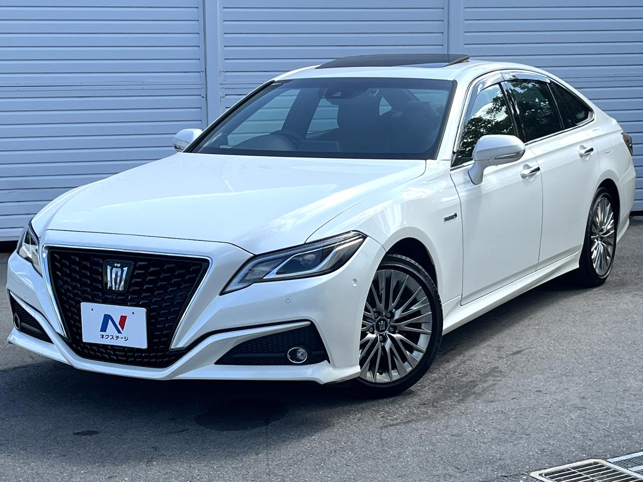 2019 Toyota Crown Hybrid S Elegance Style