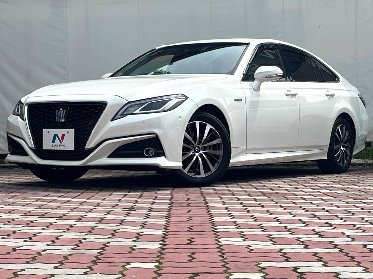 2018 Toyota Crown Hybrid S C Package