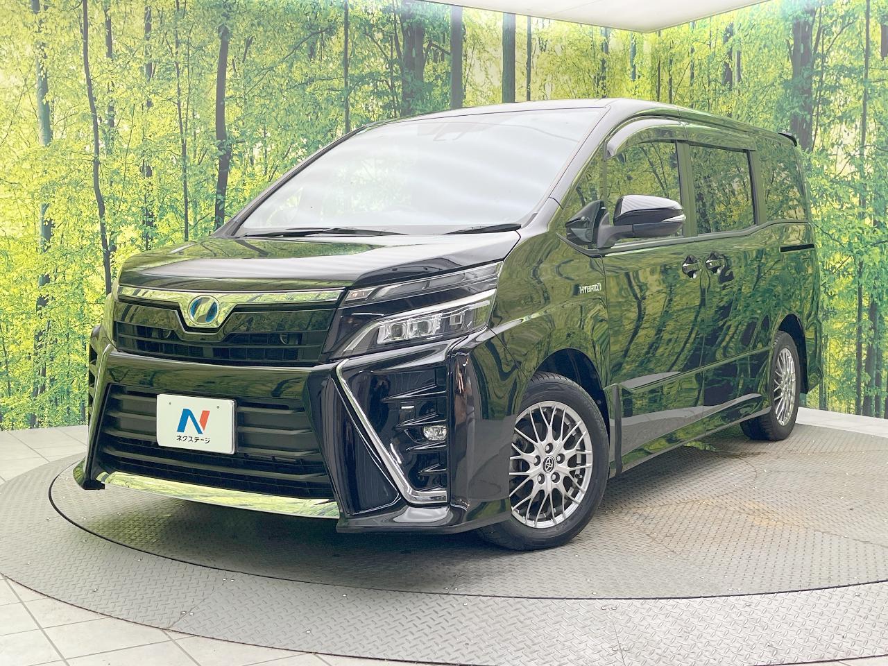 2017 Toyota Voxy Hybrid Hybrid ZS