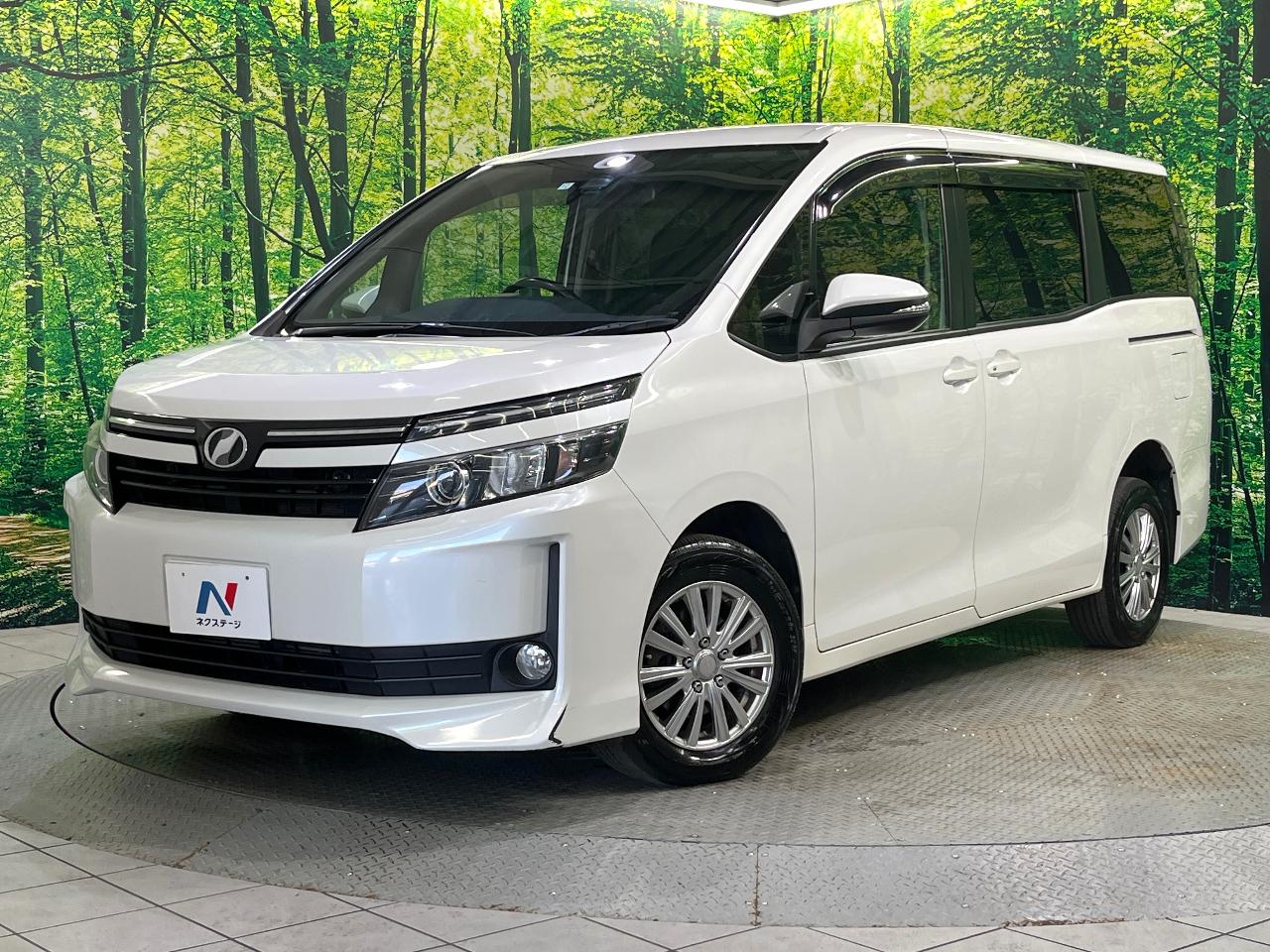 2016 Toyota Voxy V
