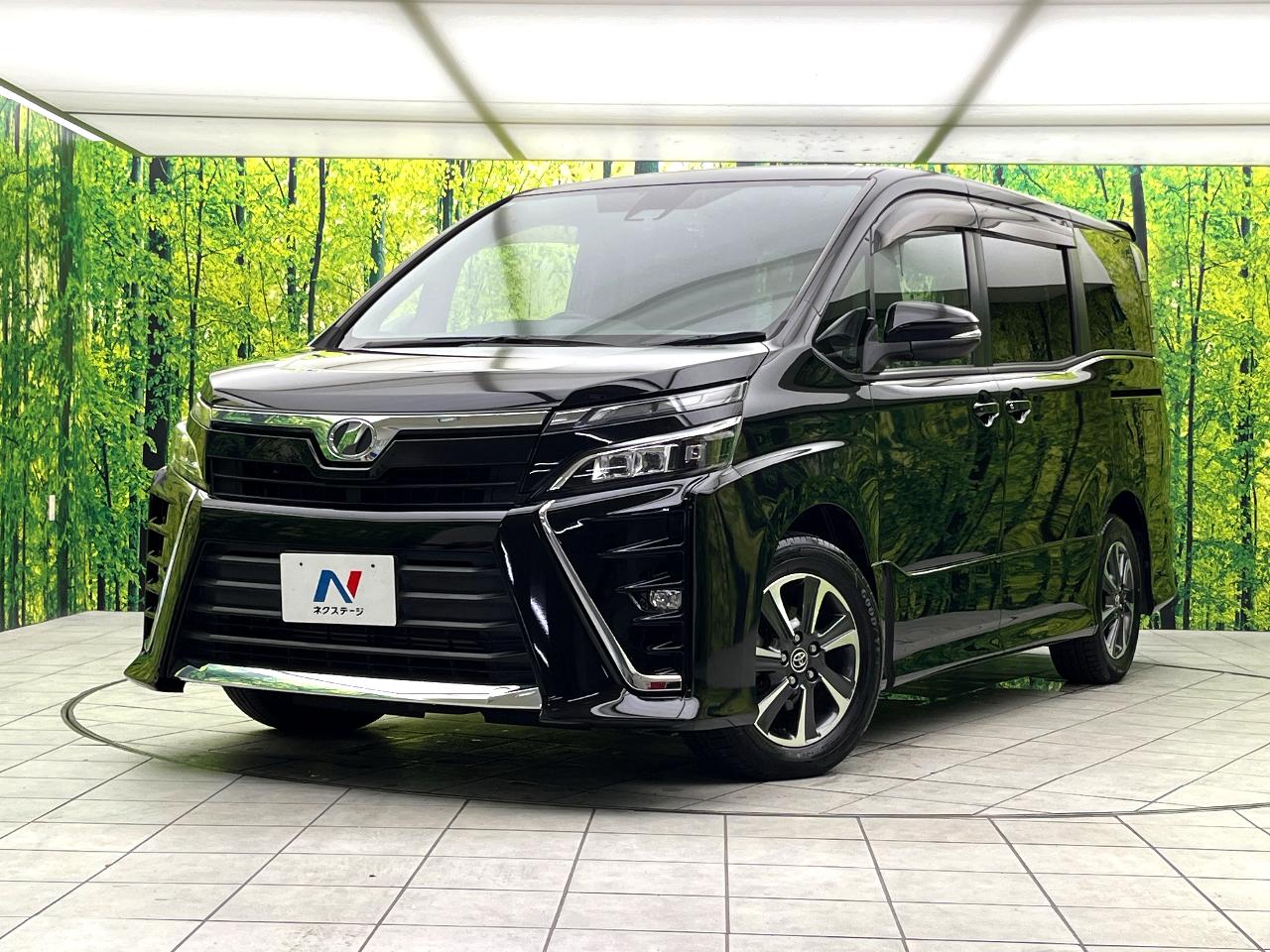 2017 Toyota Voxy ZS