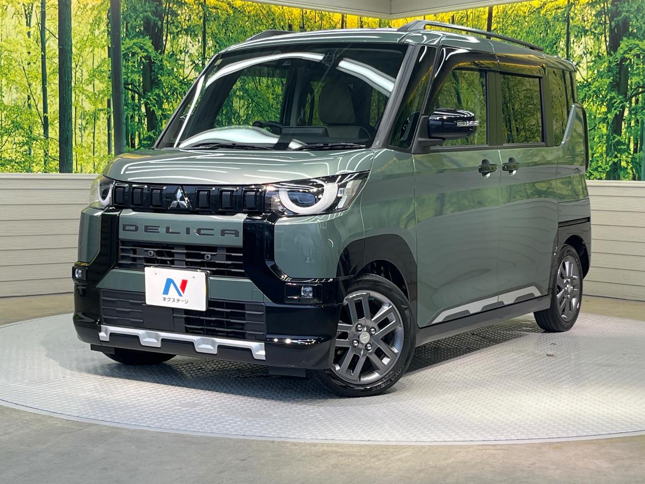 2023 Mitsubishi Delica Mini T Premium