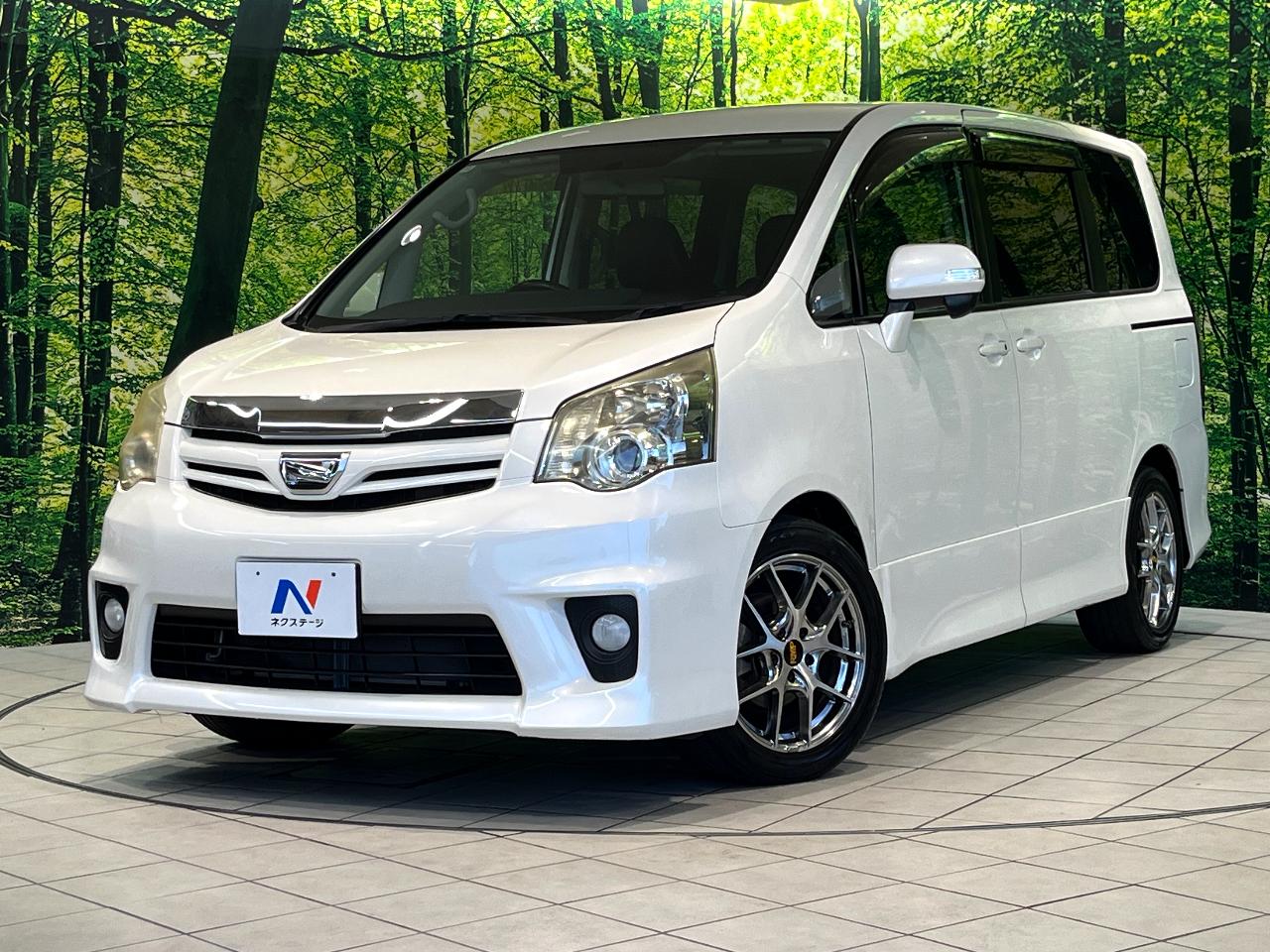2012 Toyota Noah Si