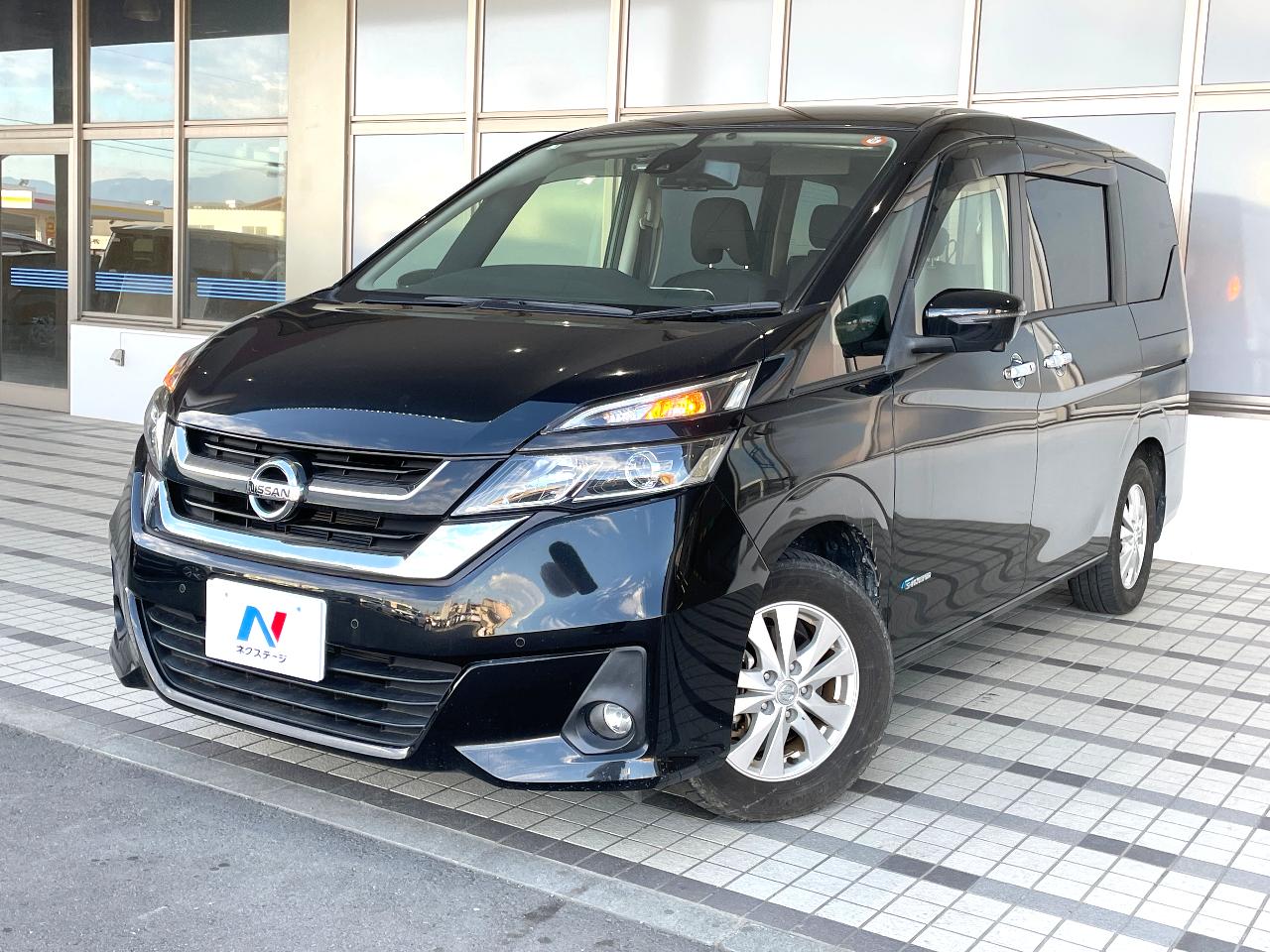 2017 Nissan Serena G