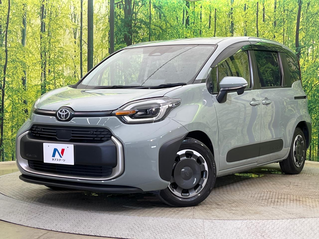 2023 Toyota Sienta Z
