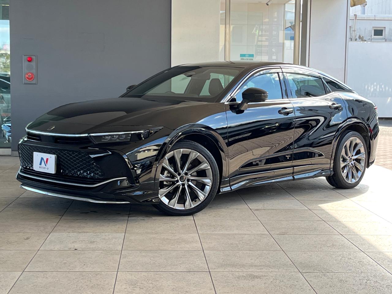 2022 Toyota Crown Crossover G Advanced Leather Package