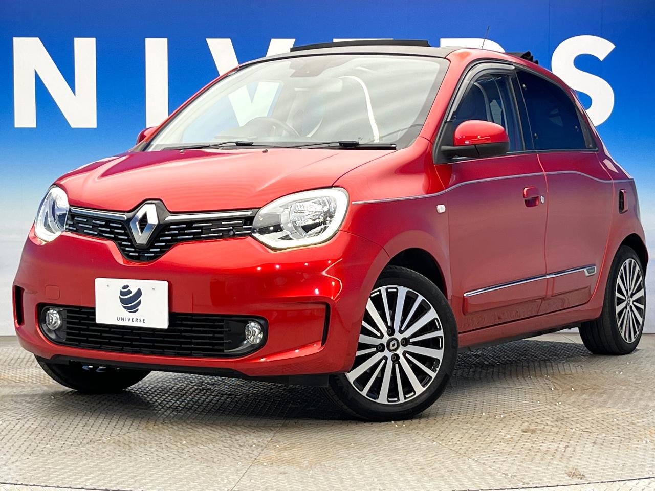 2021 Renault Twingo Intense Canvas Top