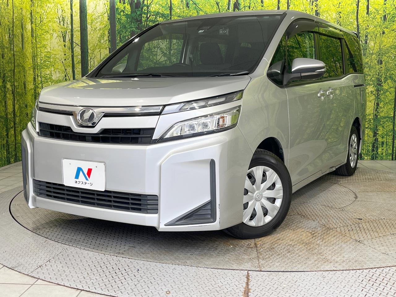 2019 Toyota Voxy X