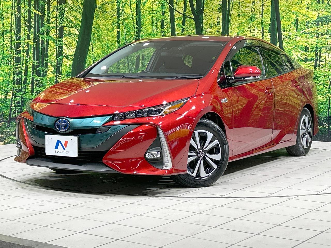 2018 Toyota Prius PHEV A Utility Plus