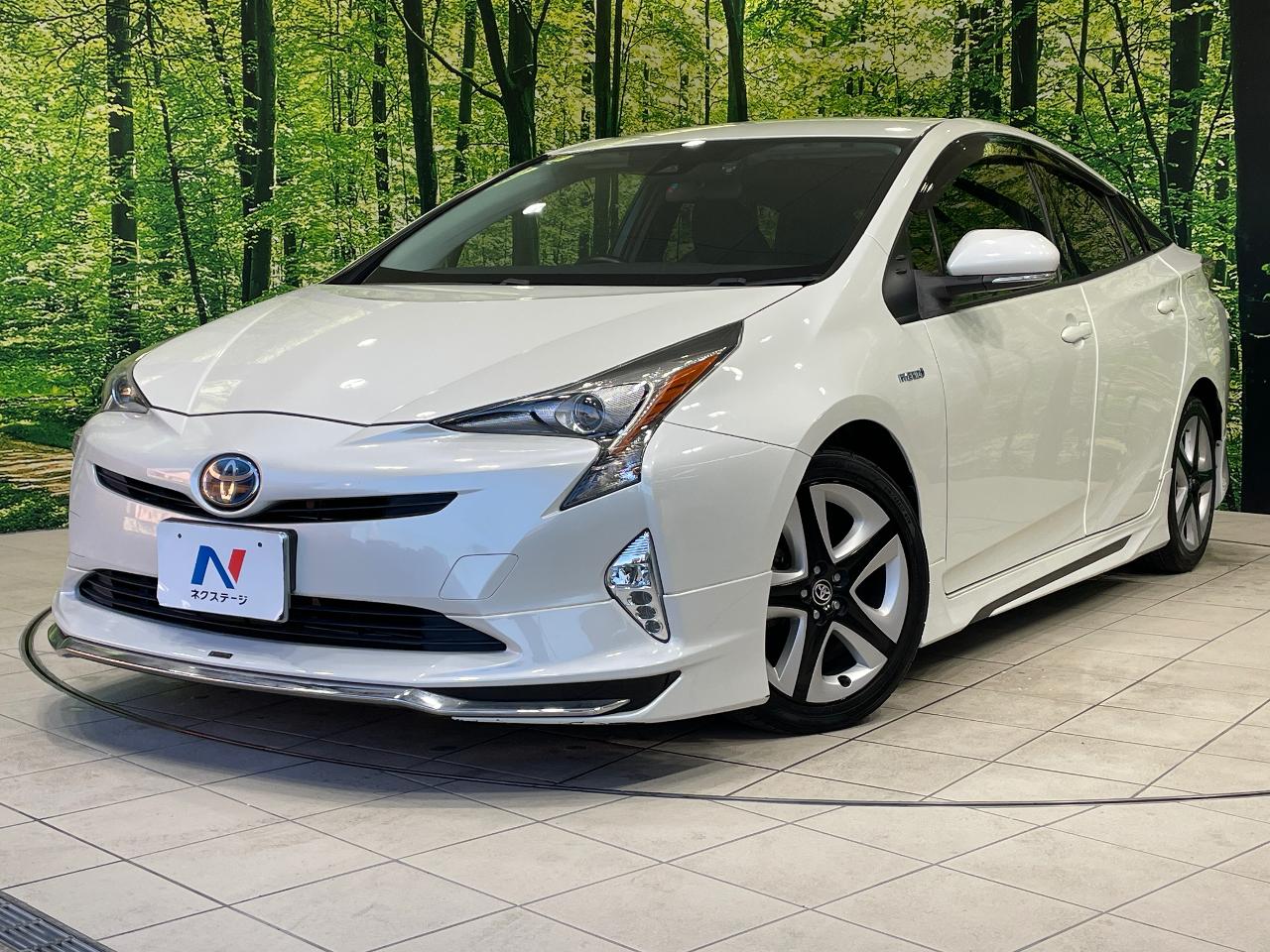 2017 Toyota Prius S Touring Selection