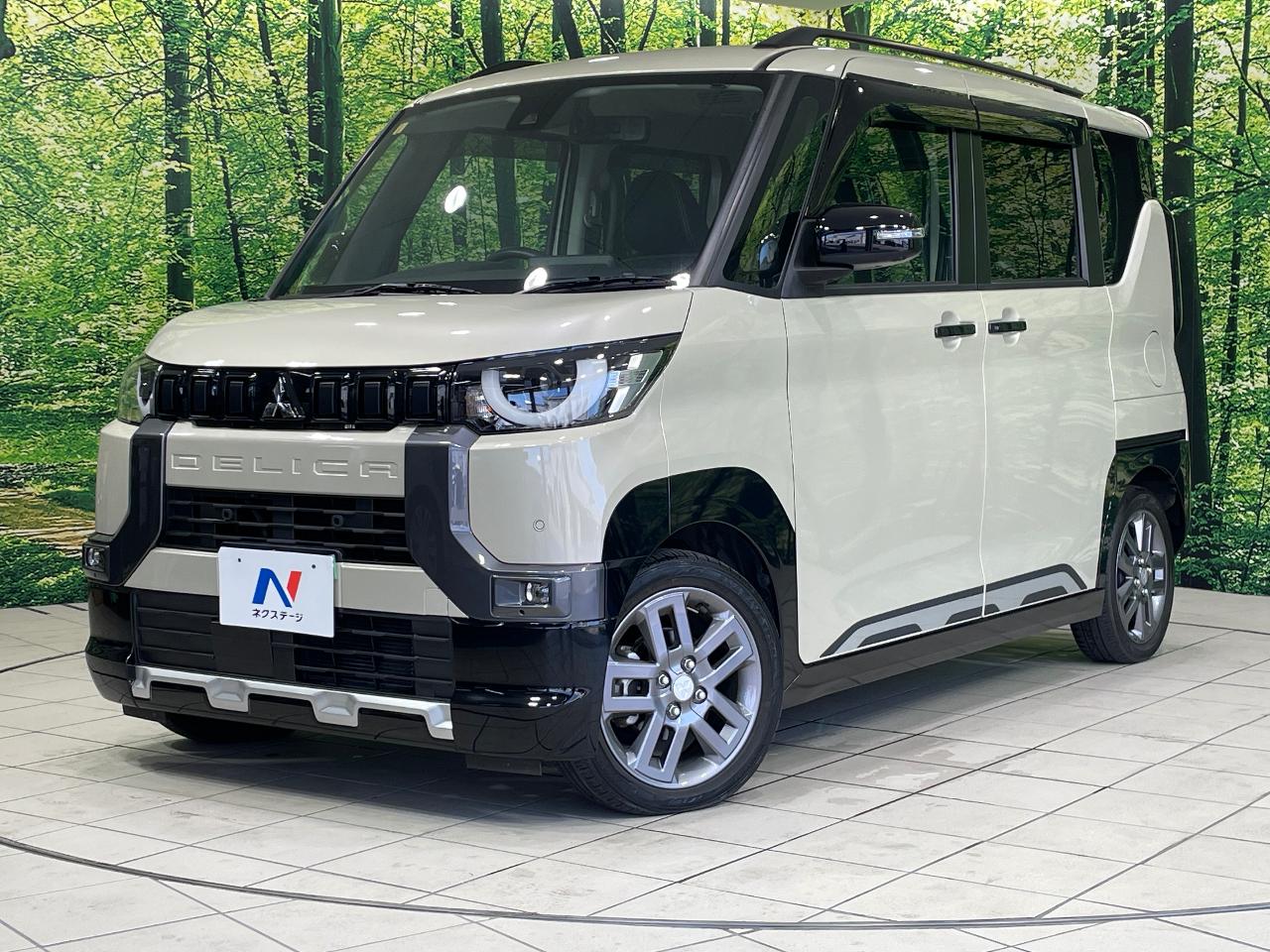 2023 Mitsubishi Delica Mini T Premium