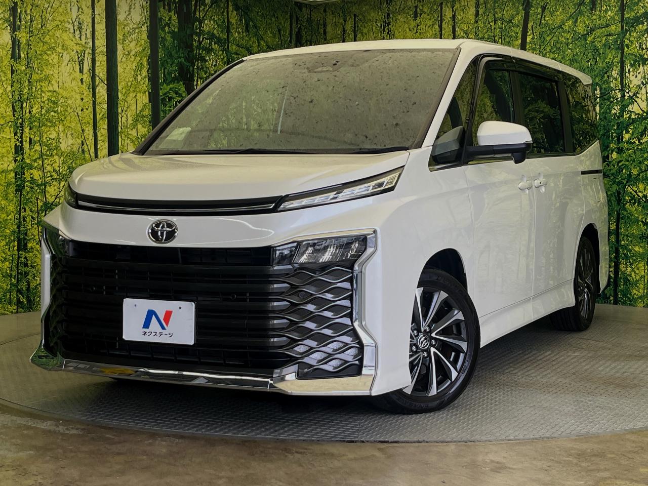 2022 Toyota Voxy S-Z