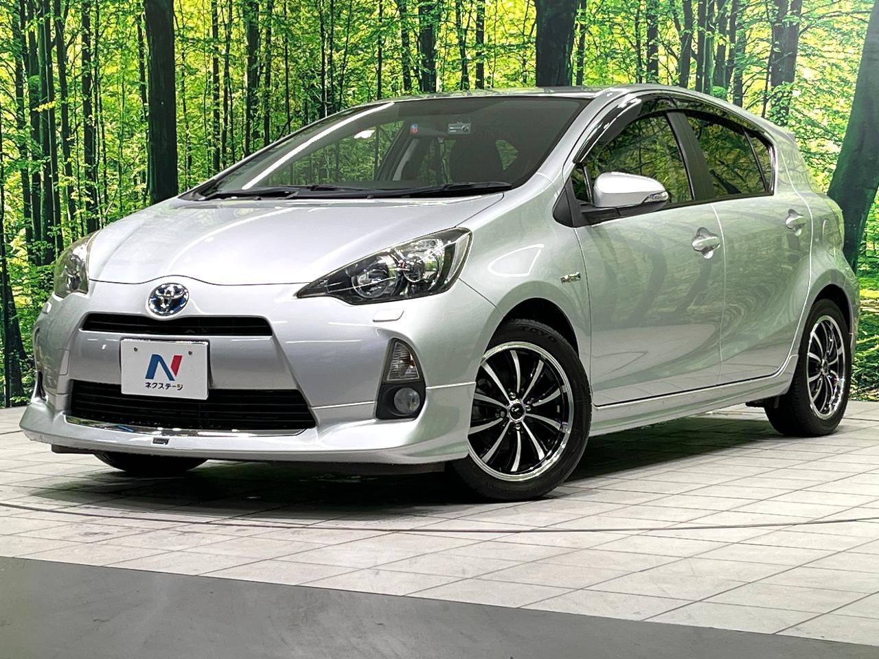 2013 Toyota Aqua G Black Soft Leather Selection