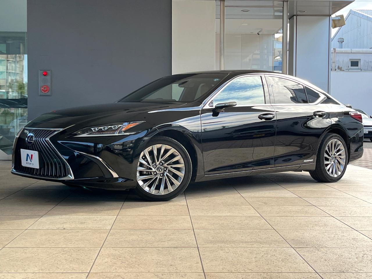 2021 Lexus ES ES300h Version L