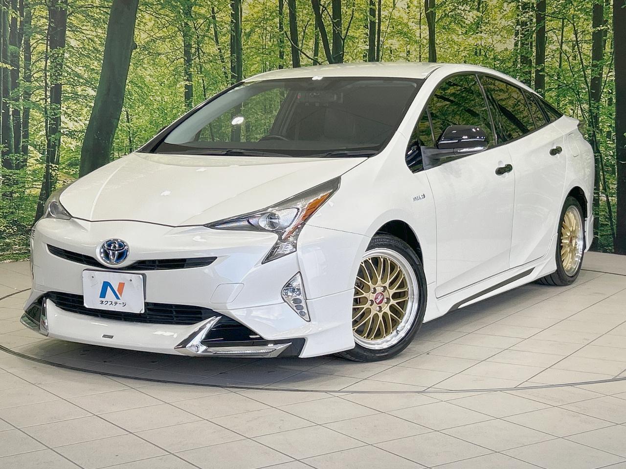 2017 Toyota Prius S Touring Selection