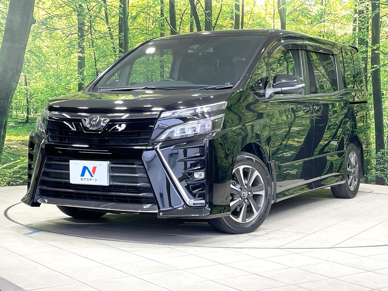 2017 Toyota Voxy ZS