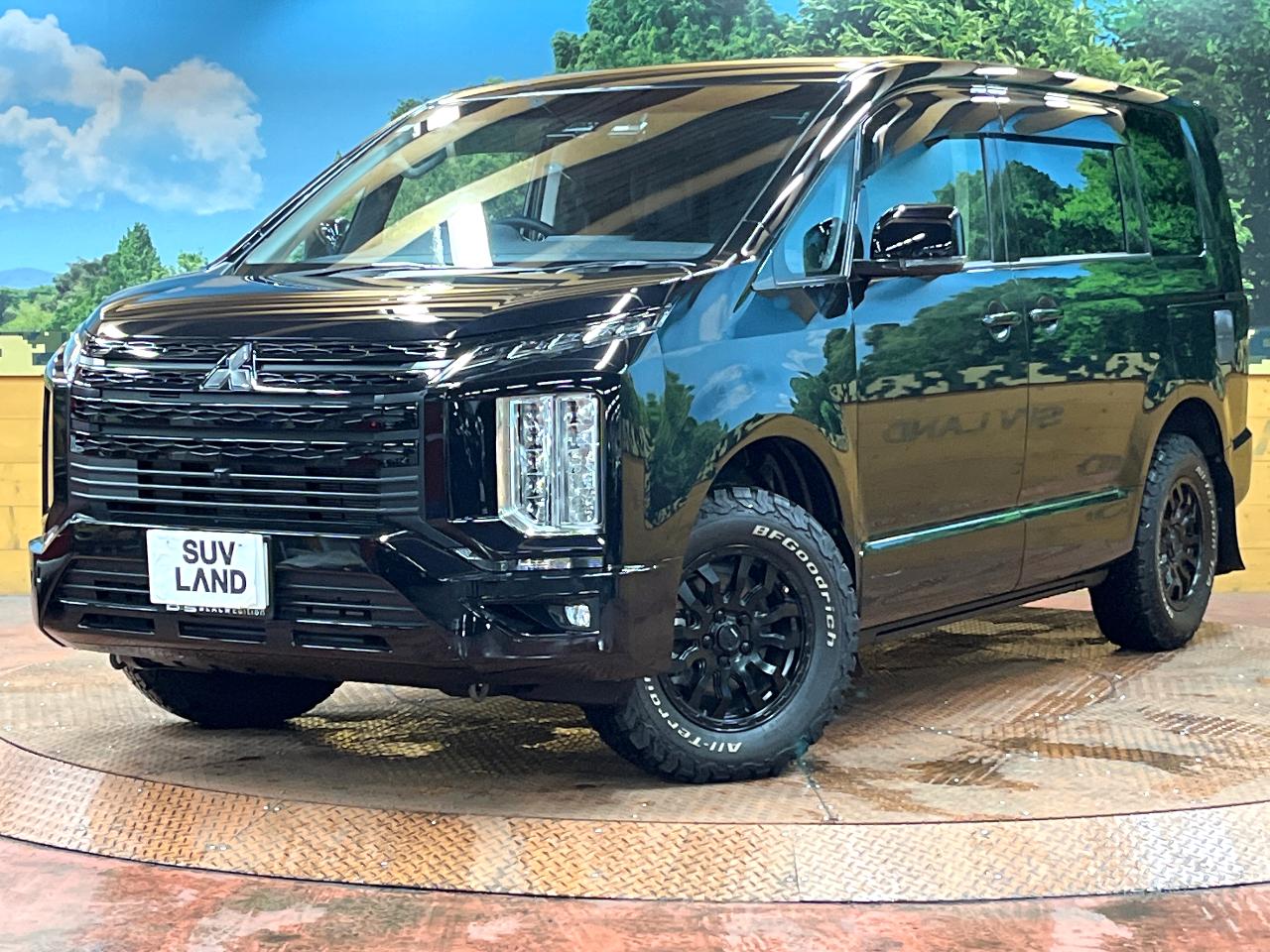 2025 Mitsubishi Delica D5 Black Edition