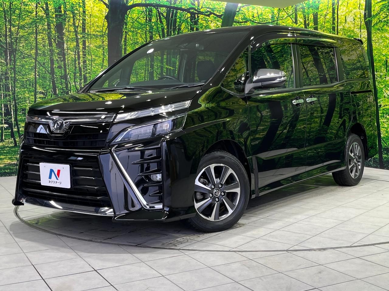 2017 Toyota Voxy ZS Kirameki