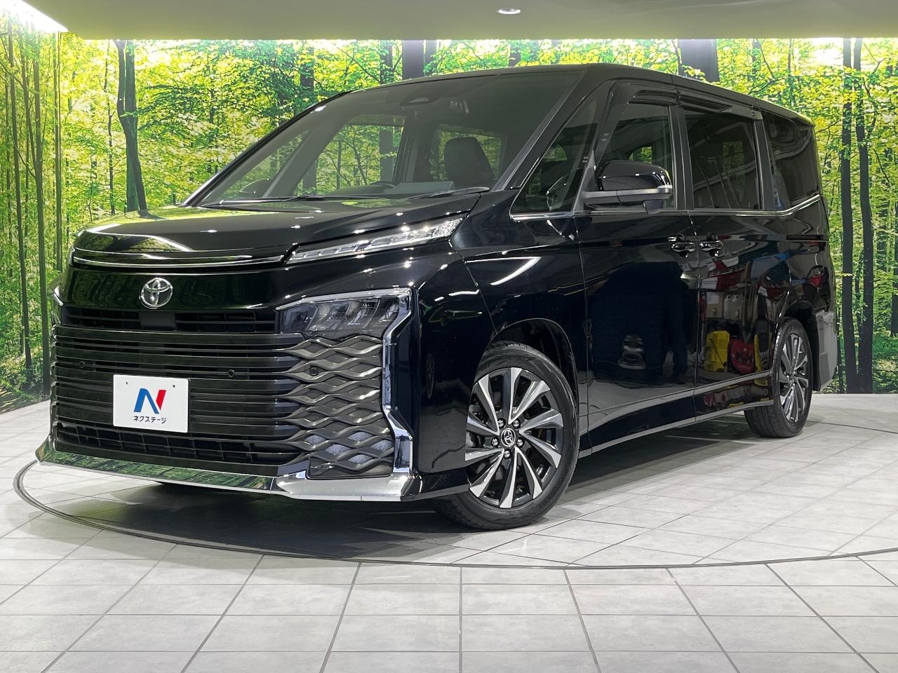 2022 Toyota Voxy S-Z