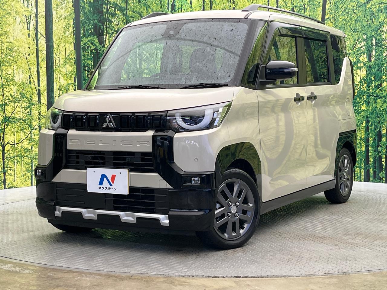 2024 Mitsubishi Delica Mini G Premium