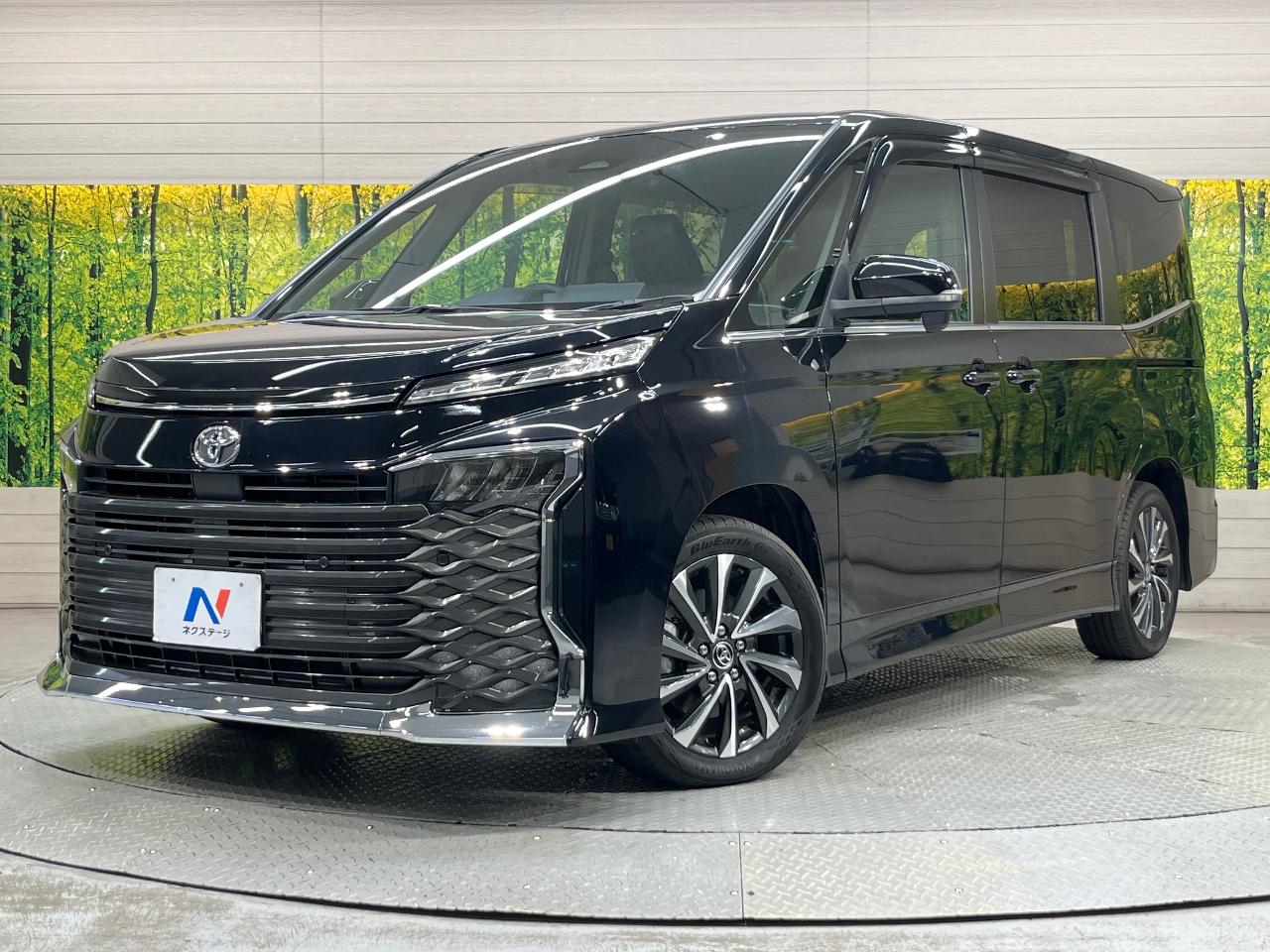 2023 Toyota Voxy S-Z