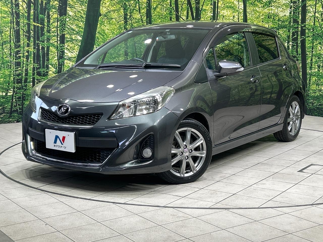 2011 Toyota Vitz 5D RS
