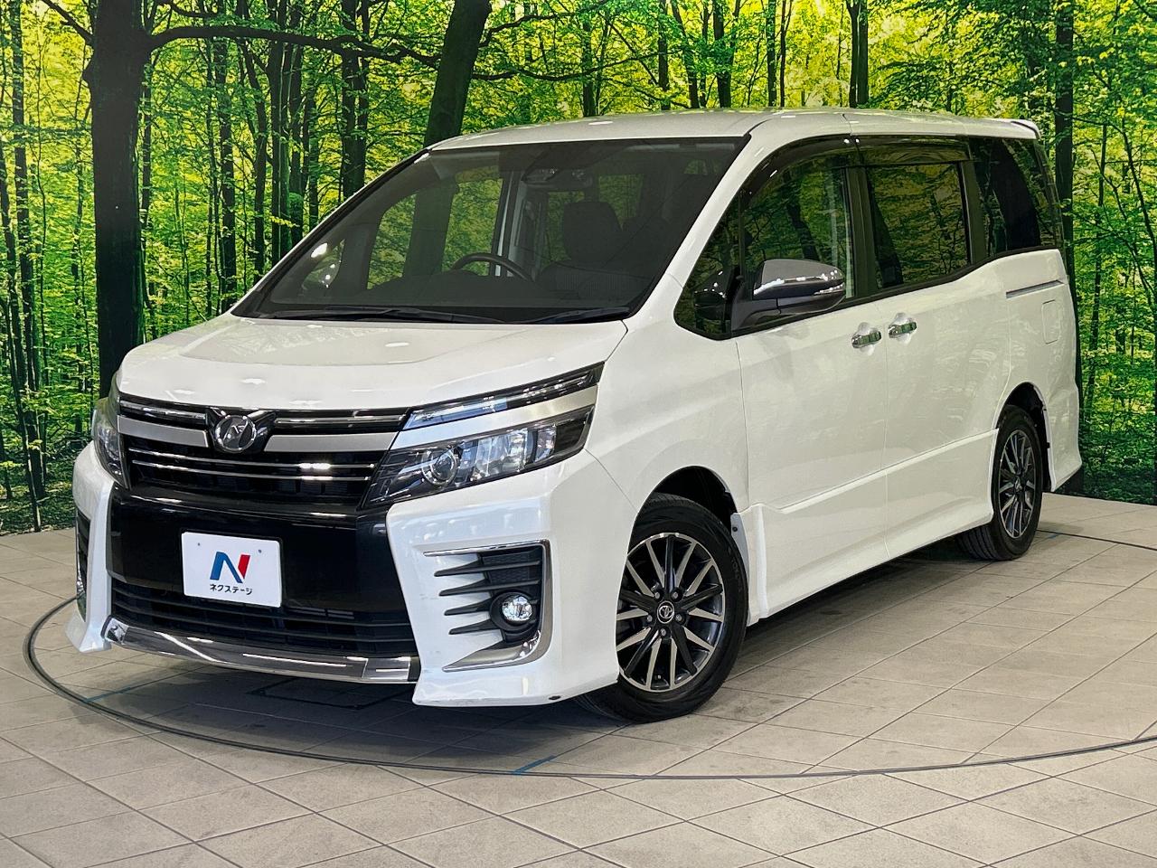 2016 Toyota Voxy ZS