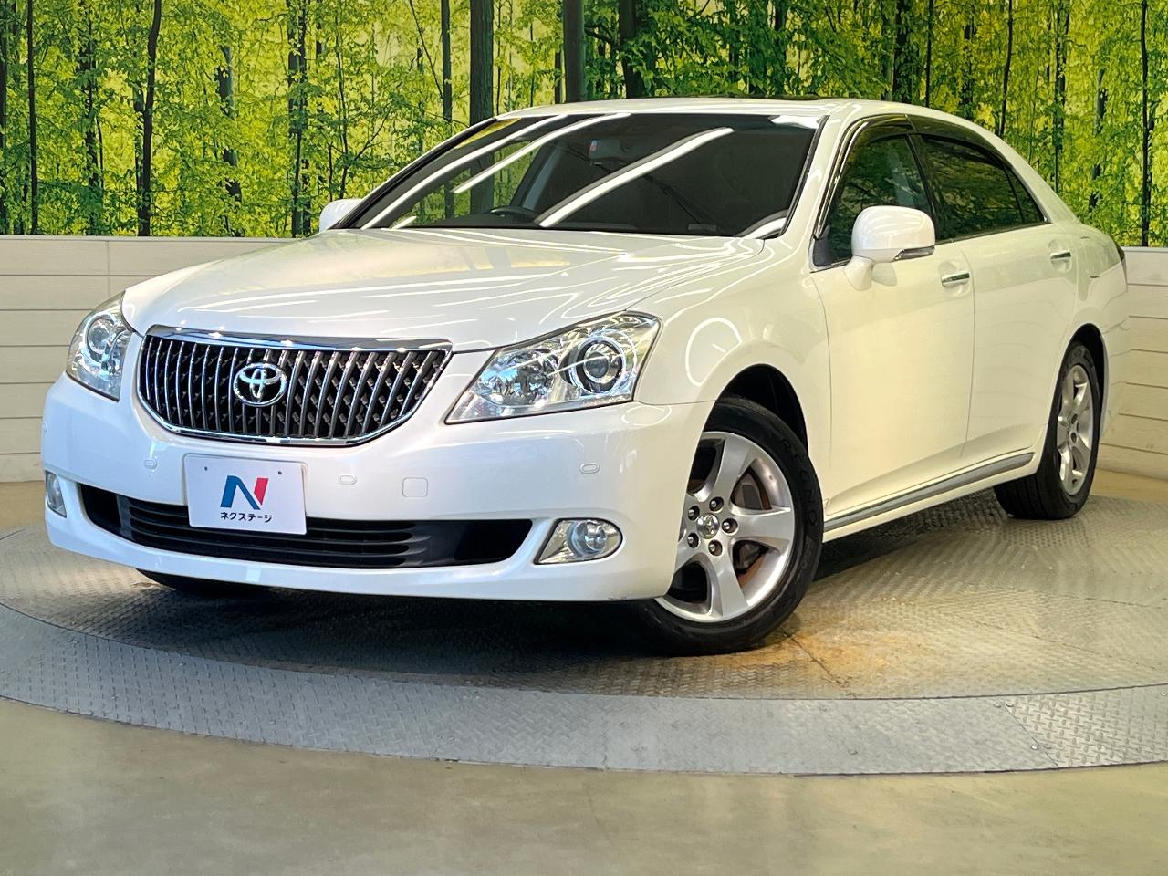 2011 Toyota Crown Majesta A Type L Package