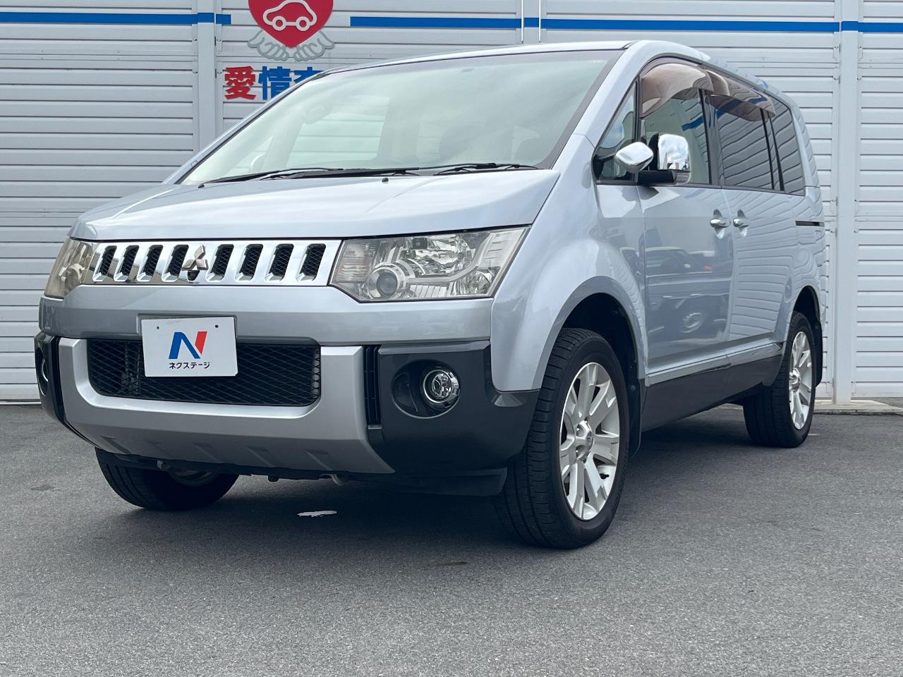 2009 Mitsubishi Delica D5 G Premium