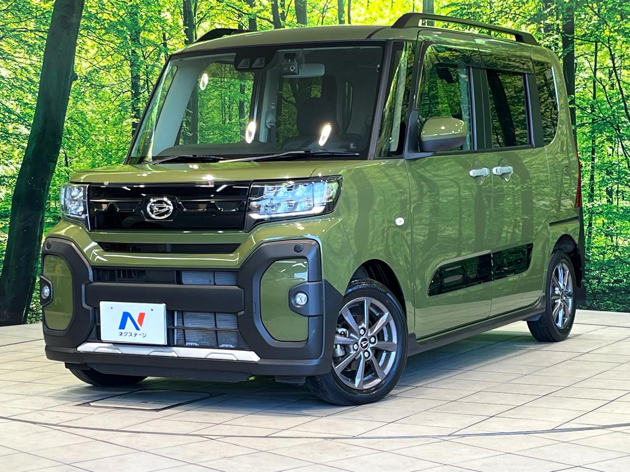 2023 Daihatsu Tanto Fun Cross Fun Cross