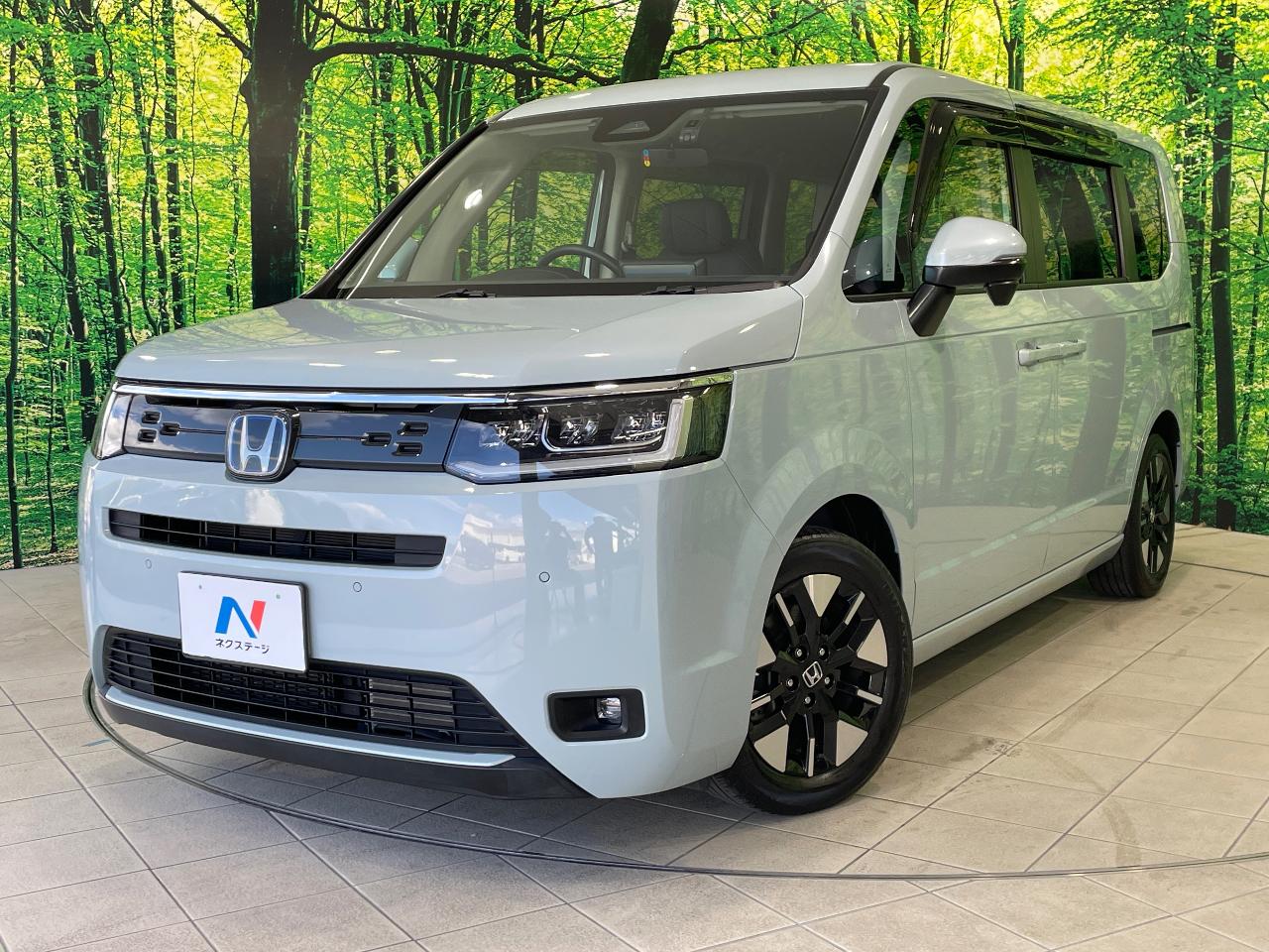 2023 Honda Step Wagon Hybrid e:HEV Air
